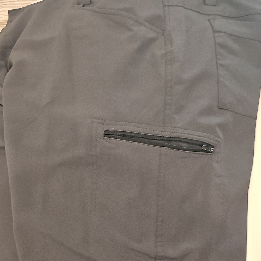 ZeroXposur Men'sGray Shorts Size 38 - Picture 5 of 5